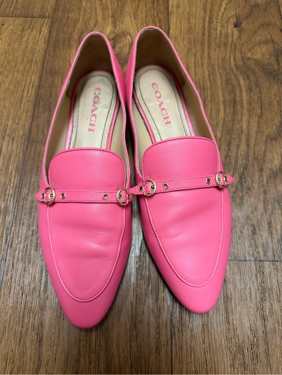 Coach Shoes - COACH Pink Leather Pointed Loafer Flats with Gold Hardware Size 9